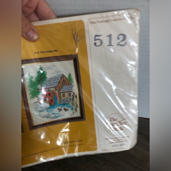 1979 The Creative Circle Crewel Kit - Picture 7 of 9